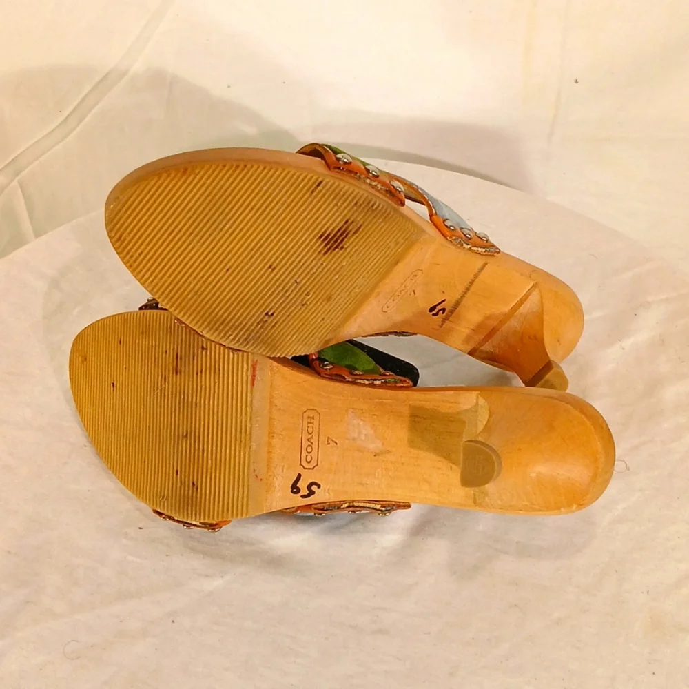 Stunning Coach Blue & Green Seude Wood Studded Mule/Sandal - Picture 10 of 16